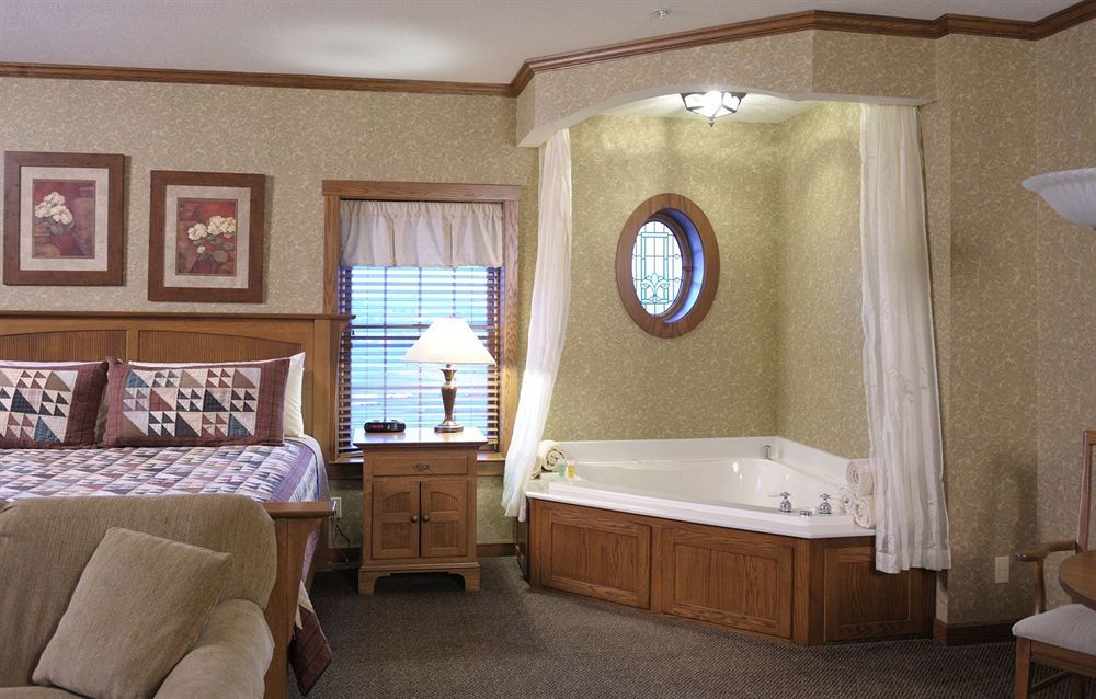 Carlisle Inn Sugarcreek Esterno foto