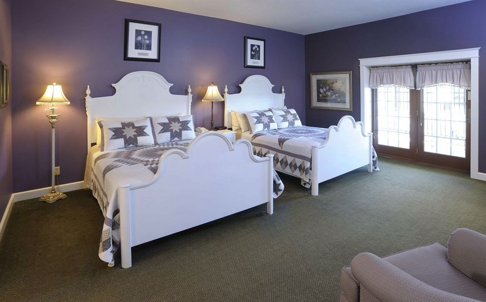 Carlisle Inn Sugarcreek Esterno foto